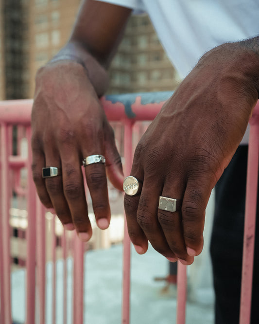 6:10 Ring
